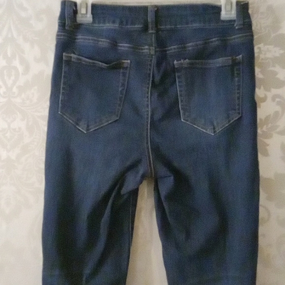 Time and Tru Skinny Jeans 6 - Picture 6 of 7